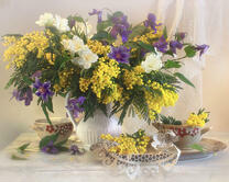 Натюрморт из мимоз и колокольчиков (20шт)